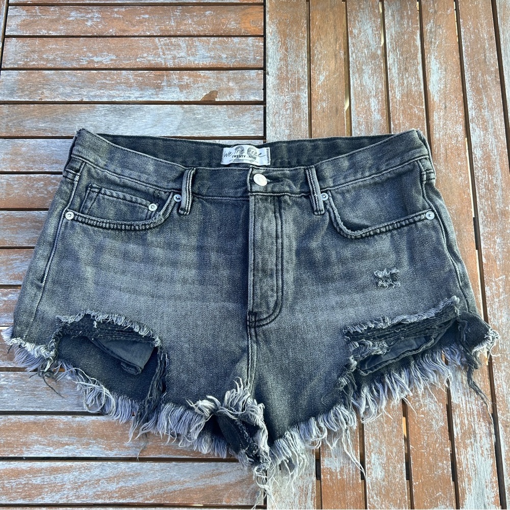 Free People Shorts - Picture 3 of 4